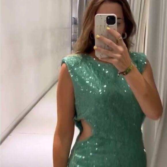 ZARA BLOGGER FAVORITE CUT OUT SEQUIN MIDI DRESS - Picture 11 of 16